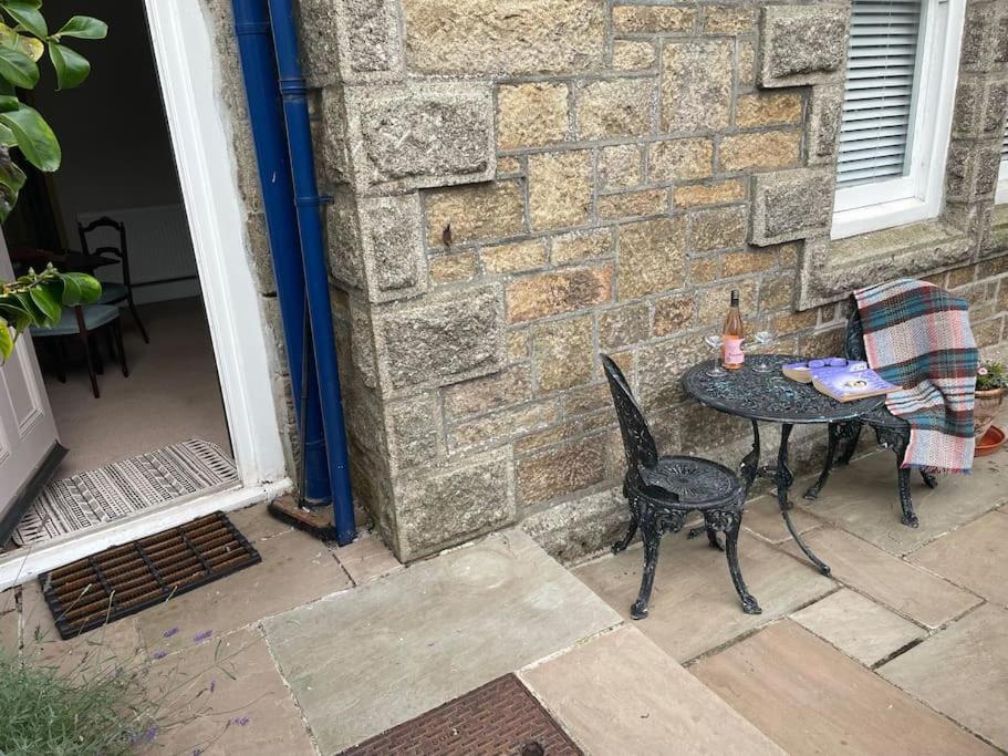 Lovely 1 Bed Flat In Victorian House 300M Seafront Penzance Exterior foto